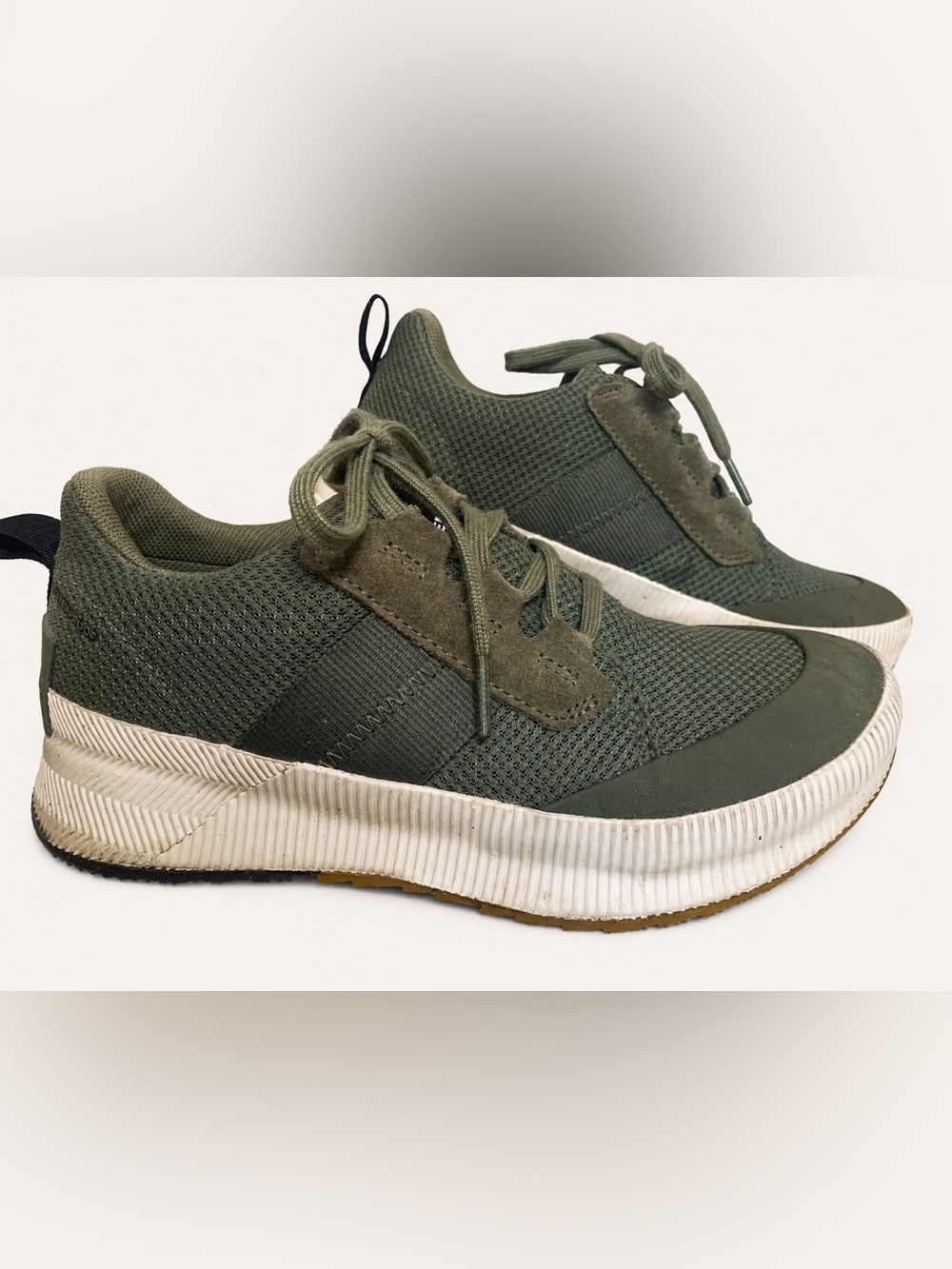 Sorel Out N About lll Olive Green Mesh Shoes Waterproof Women’s 7